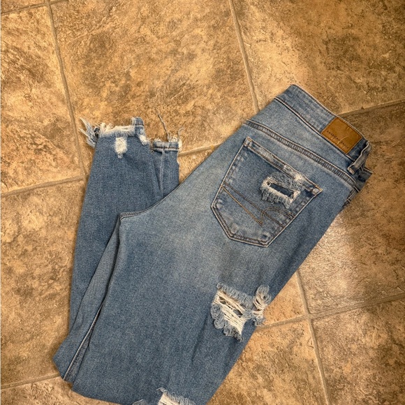 American Eagle Mom Jeans - Picture 3 of 3